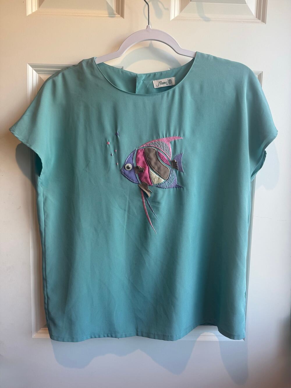 Vintage 90s Flame Teal Blue Tropical Fish Applique Short Sleeve Blouse, Sz M-L